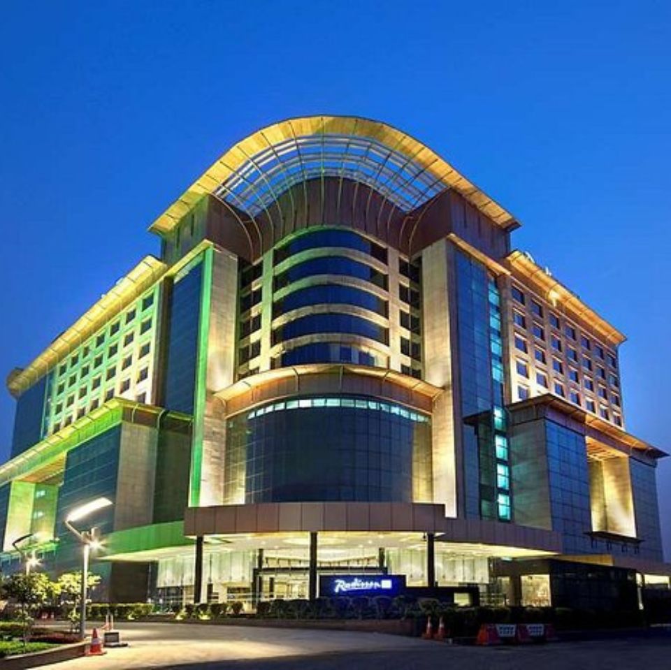 radisson blue